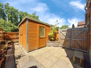 Photo 17- click for photo gallery